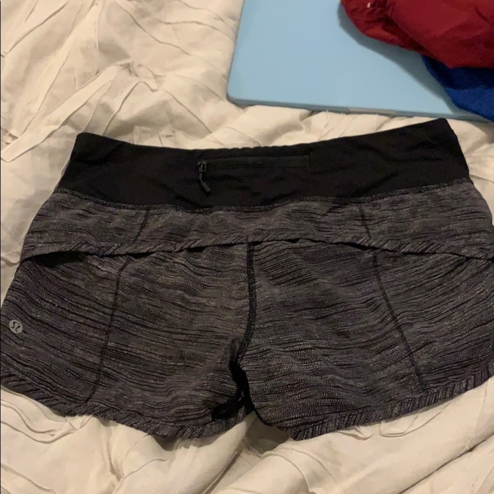 lululemon shorts (black and white pattern)